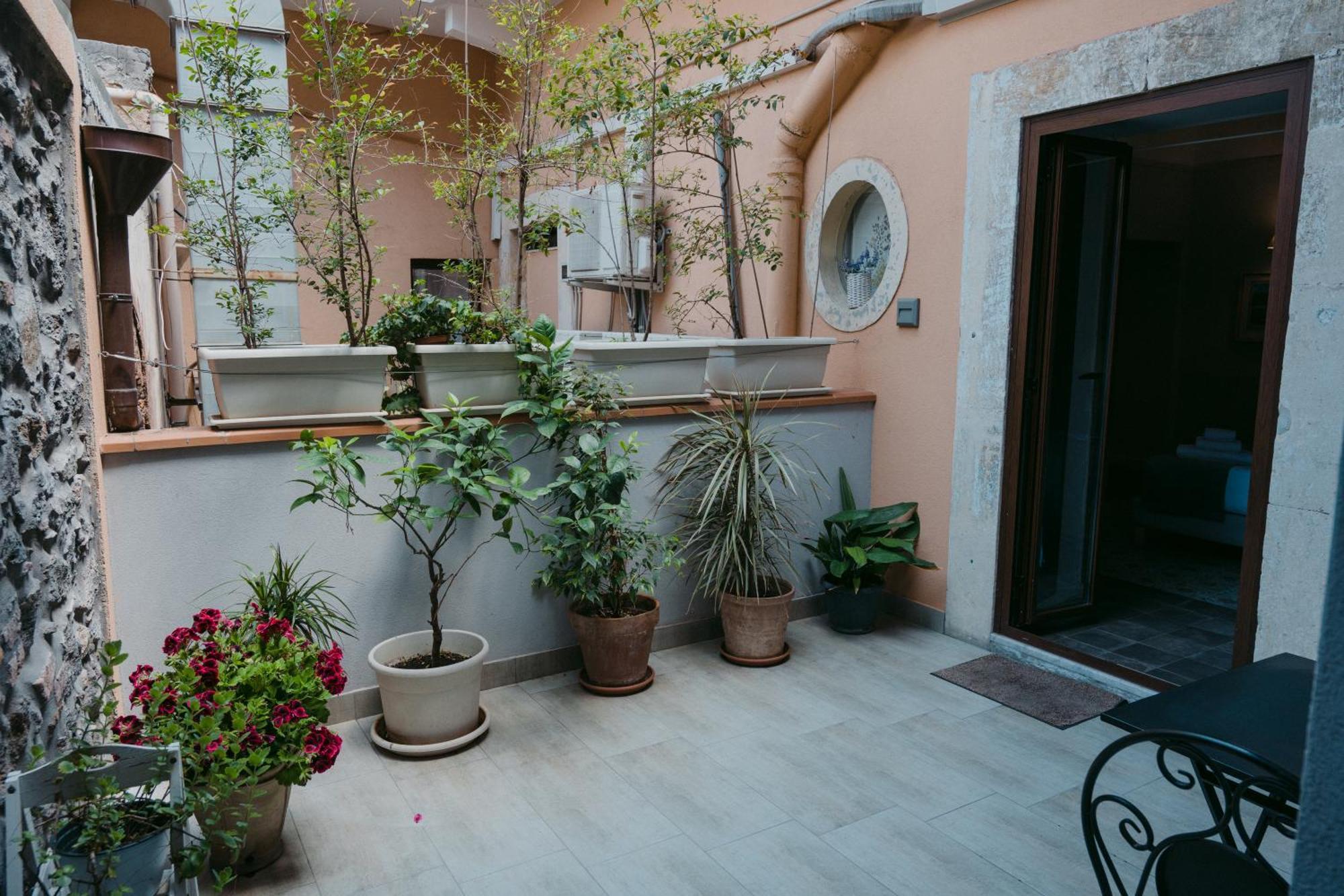 La Casa Di Alma Luxury 2* Catane