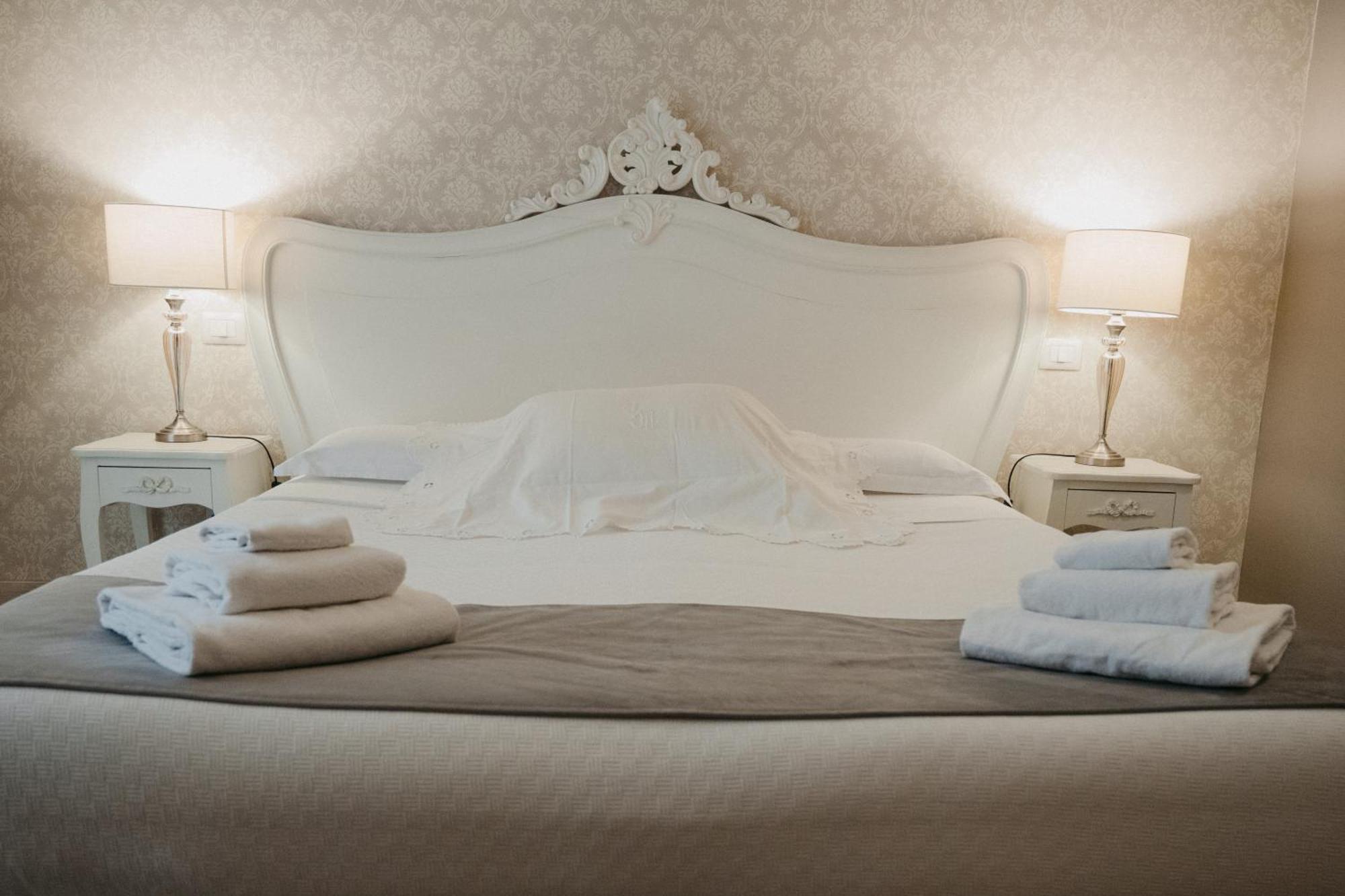 La Casa Di Alma Luxury Couette-café 2*
